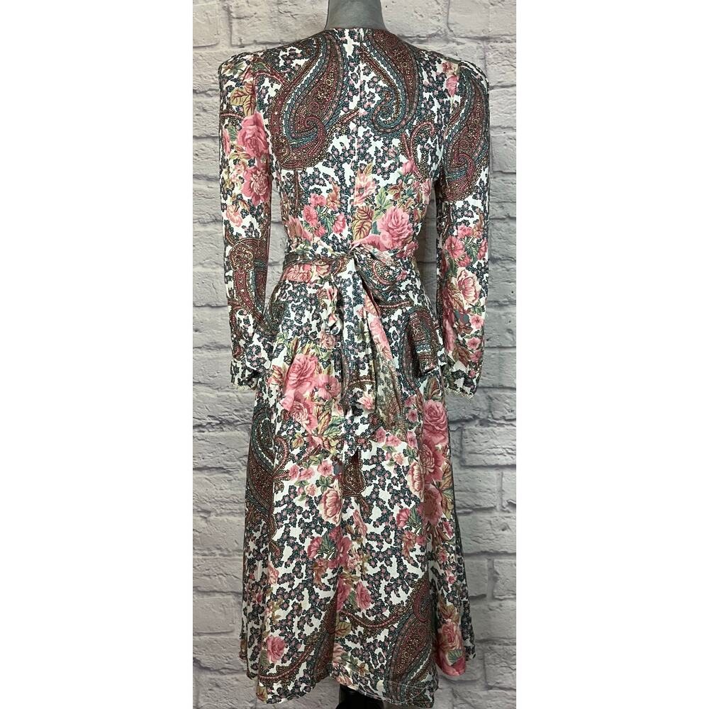 Beautiful Vintage 80's Victorian Floral Midi Dress - Picture 15 of 16